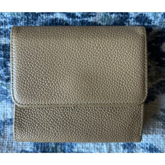 Chanel Beige Caviar CC Logo Trifold Compact Wallet - Picture 2 of 11